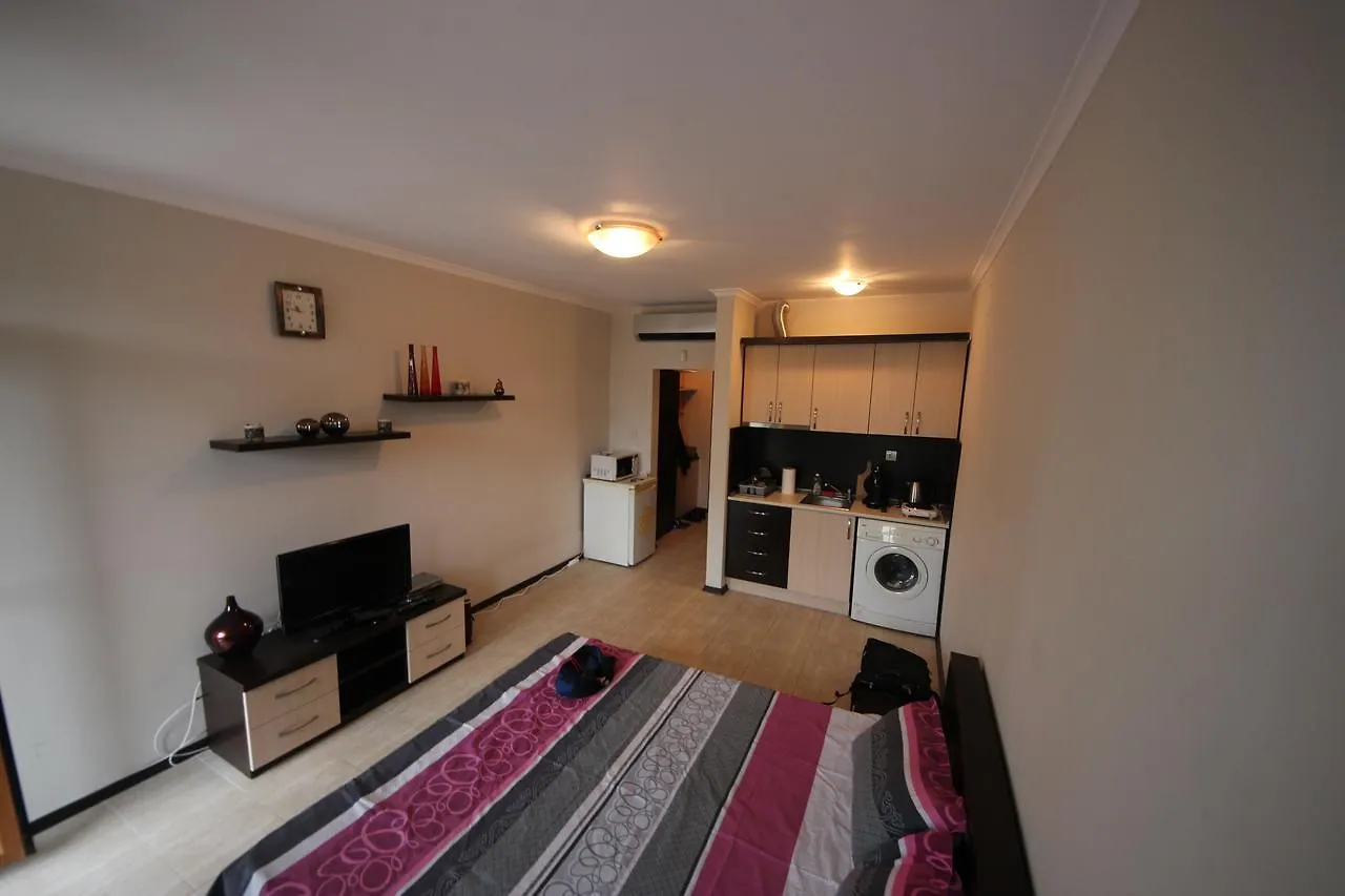 Menada Crystal Park Apartments Sunny Beach