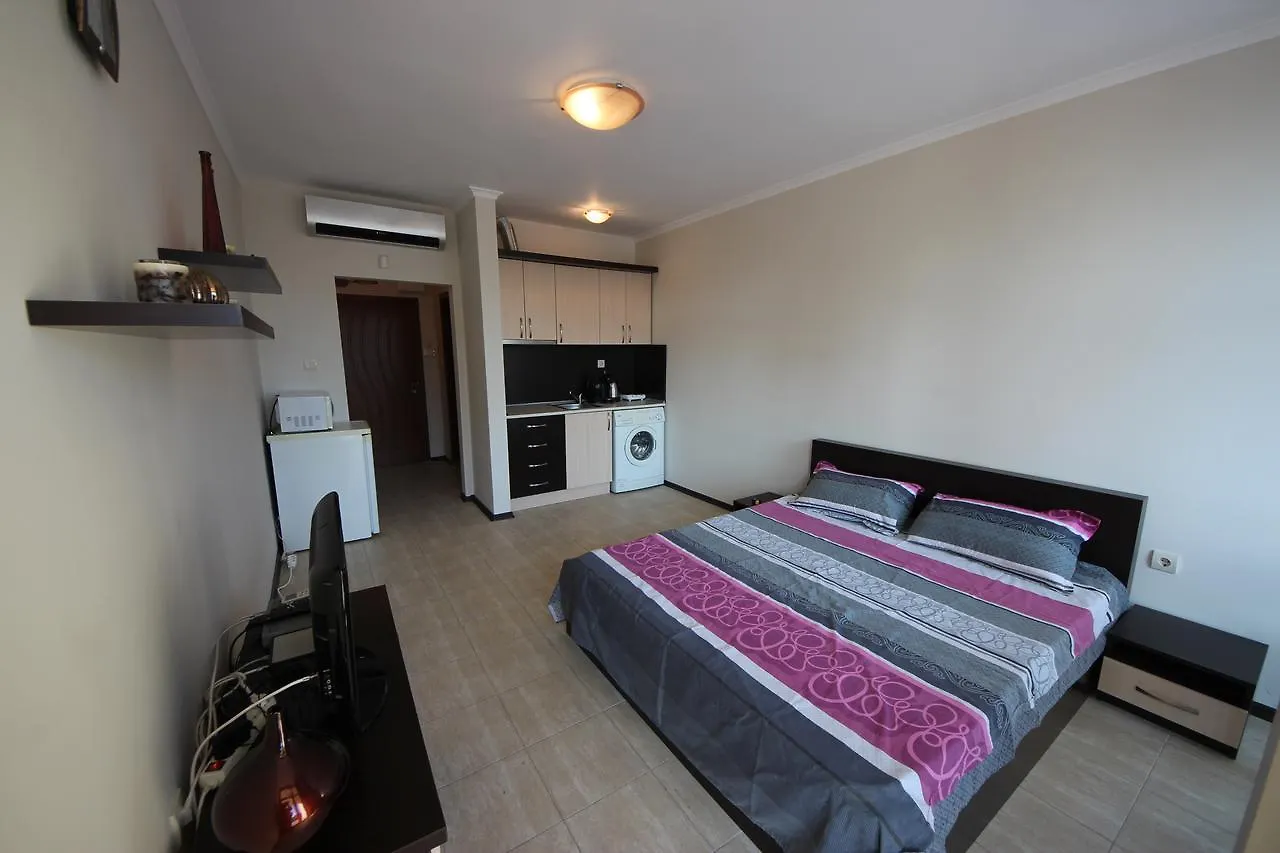 Menada Crystal Park Apartments Sunny Beach